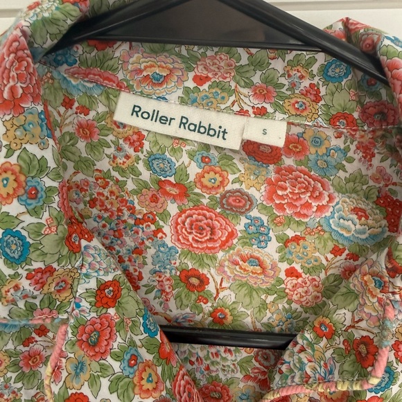 Roller Rabbit Elysian Day Floral Button-Down Loungewear shirt Size S - Picture 4 of 6